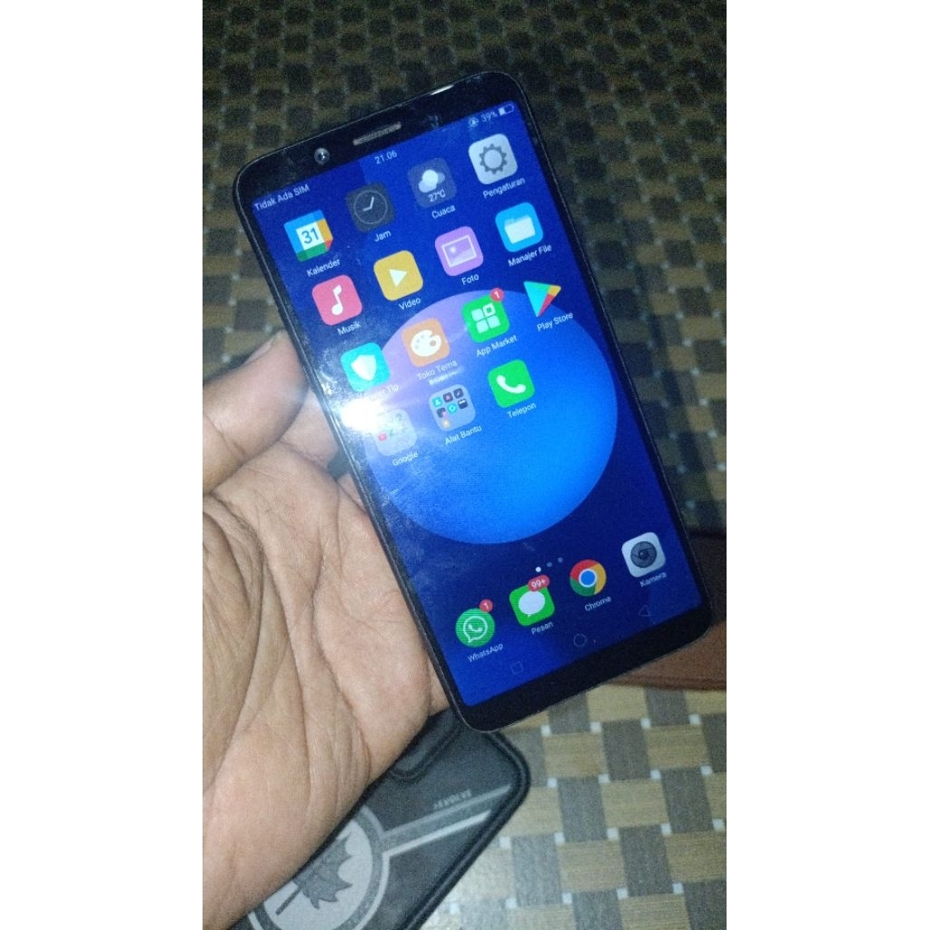 Oppo F5 RAM 4 INTERNAL 32 GB
