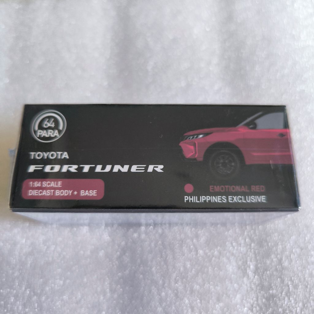 PARA64 1/64 2023 TOYOTA FORTUNER EMOTIONAL RED