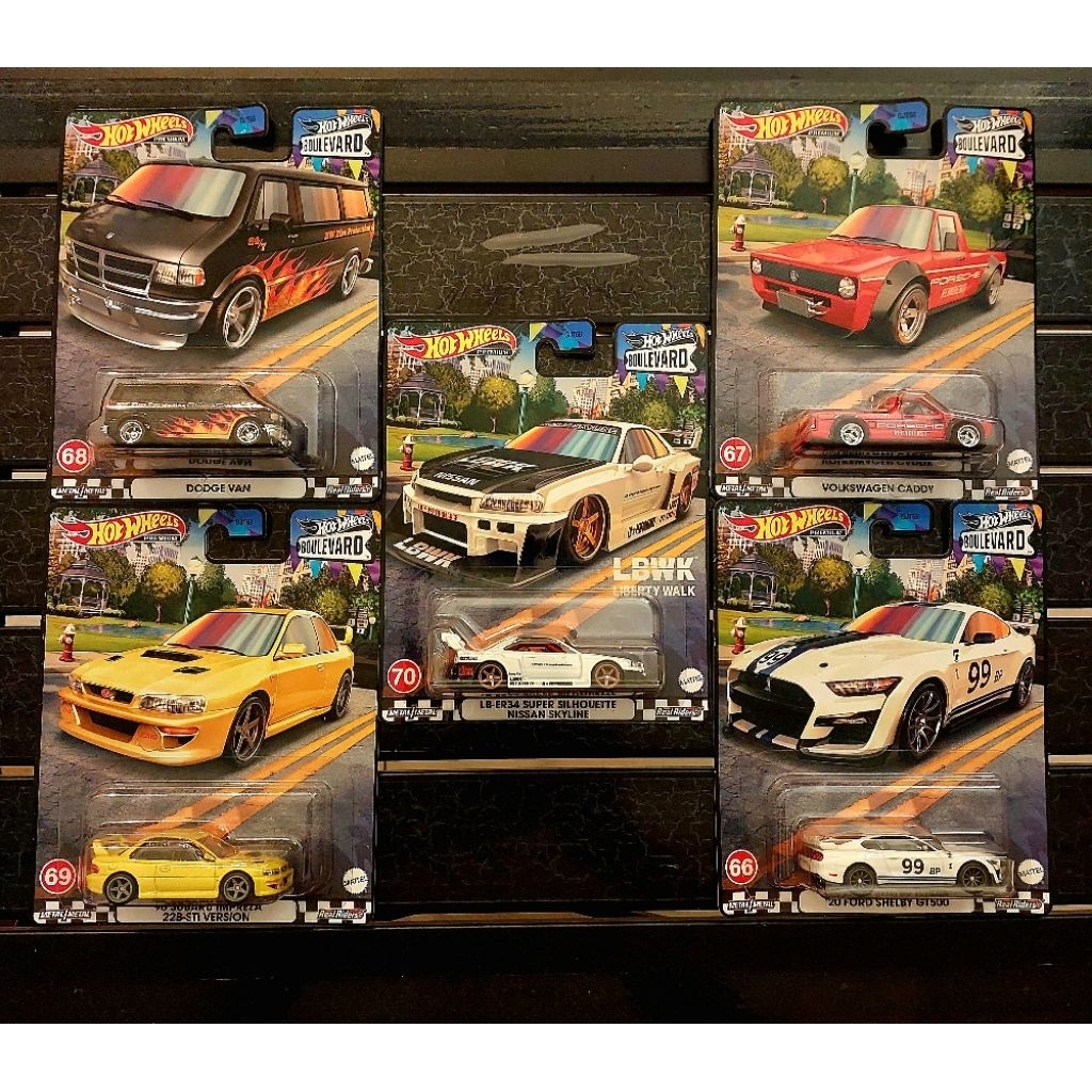 HOT WHEELS BOULEVARD SET