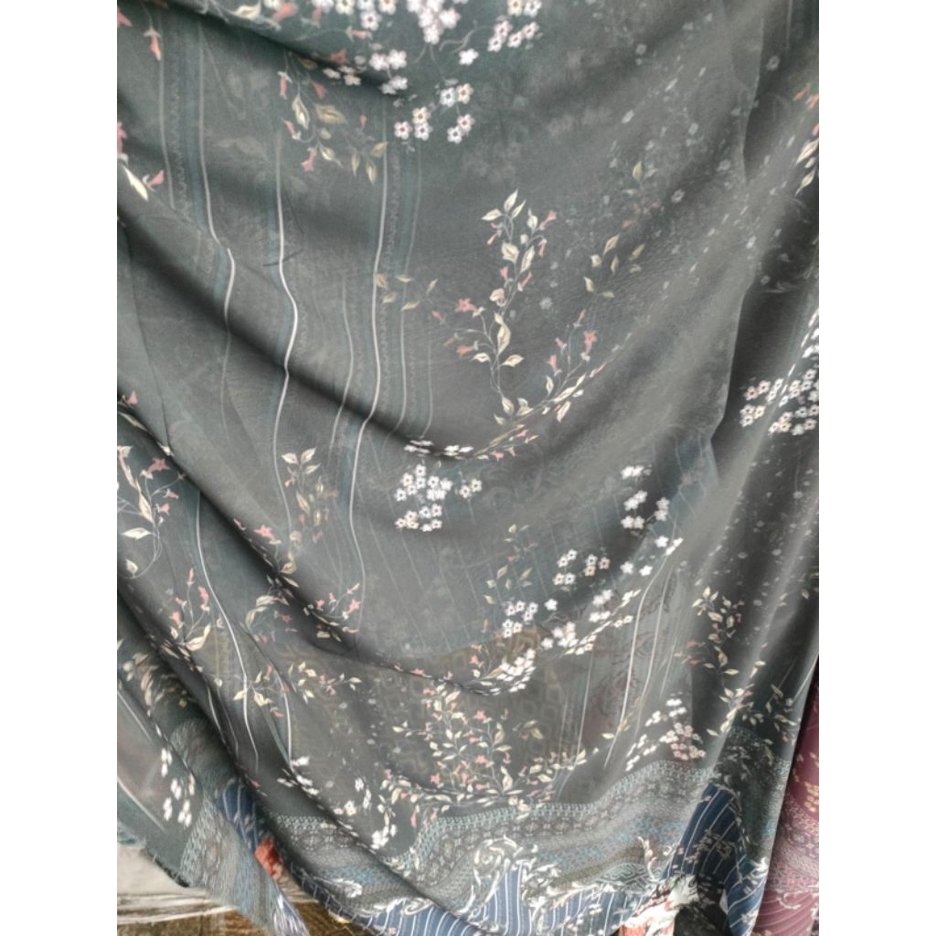 bahan sifon  meteran - harga/0,5m  - bahan sifon premiun motif bunga - kain sifon premium - kain sif