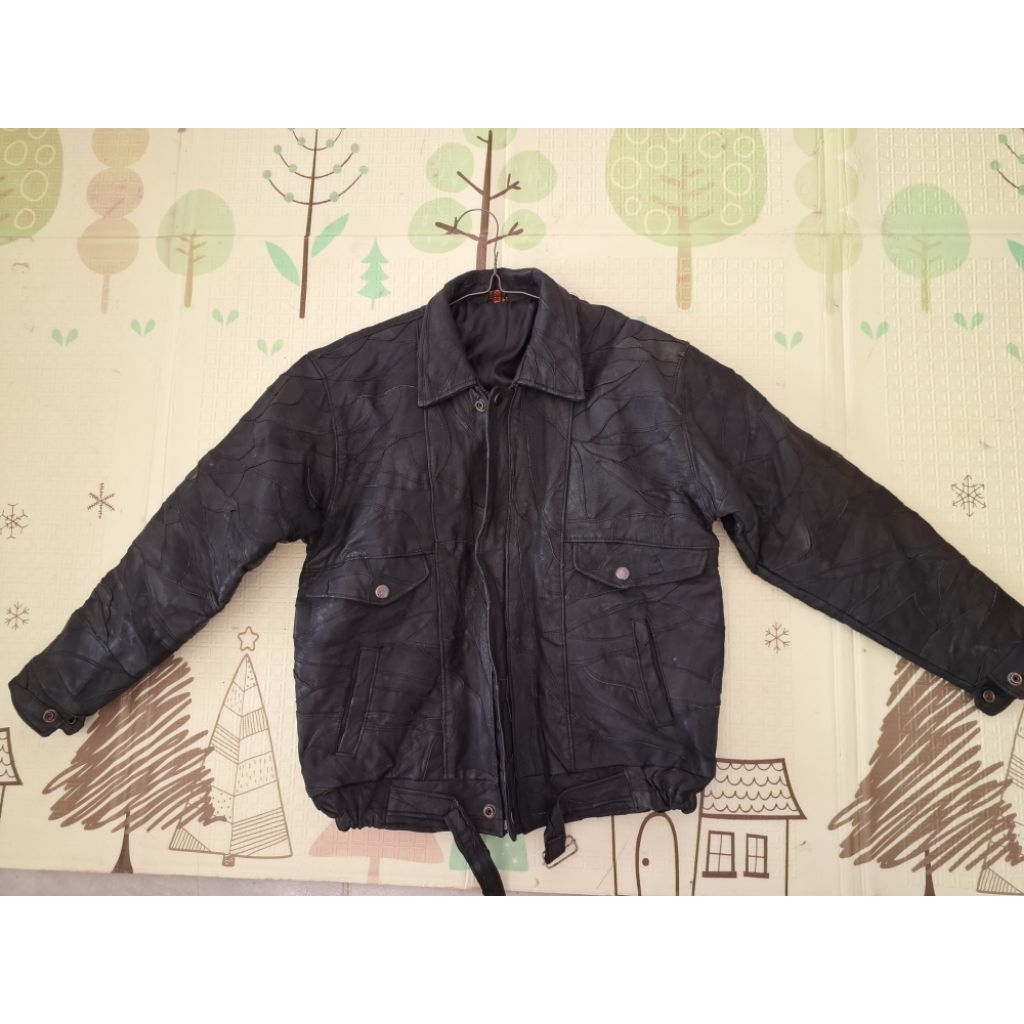 Jaket Kulit Hitam Preloved