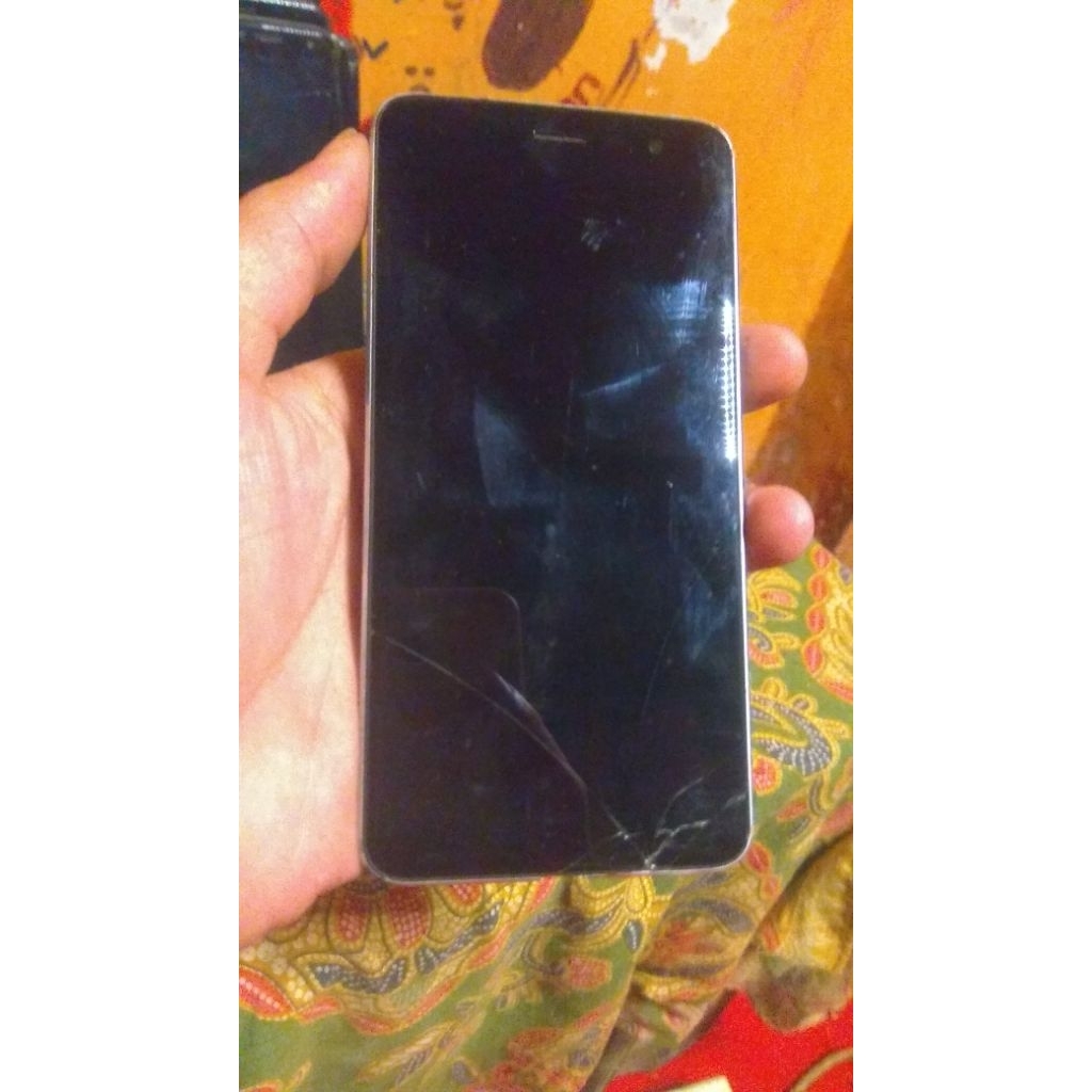 lcd advan g1 minus retak normal