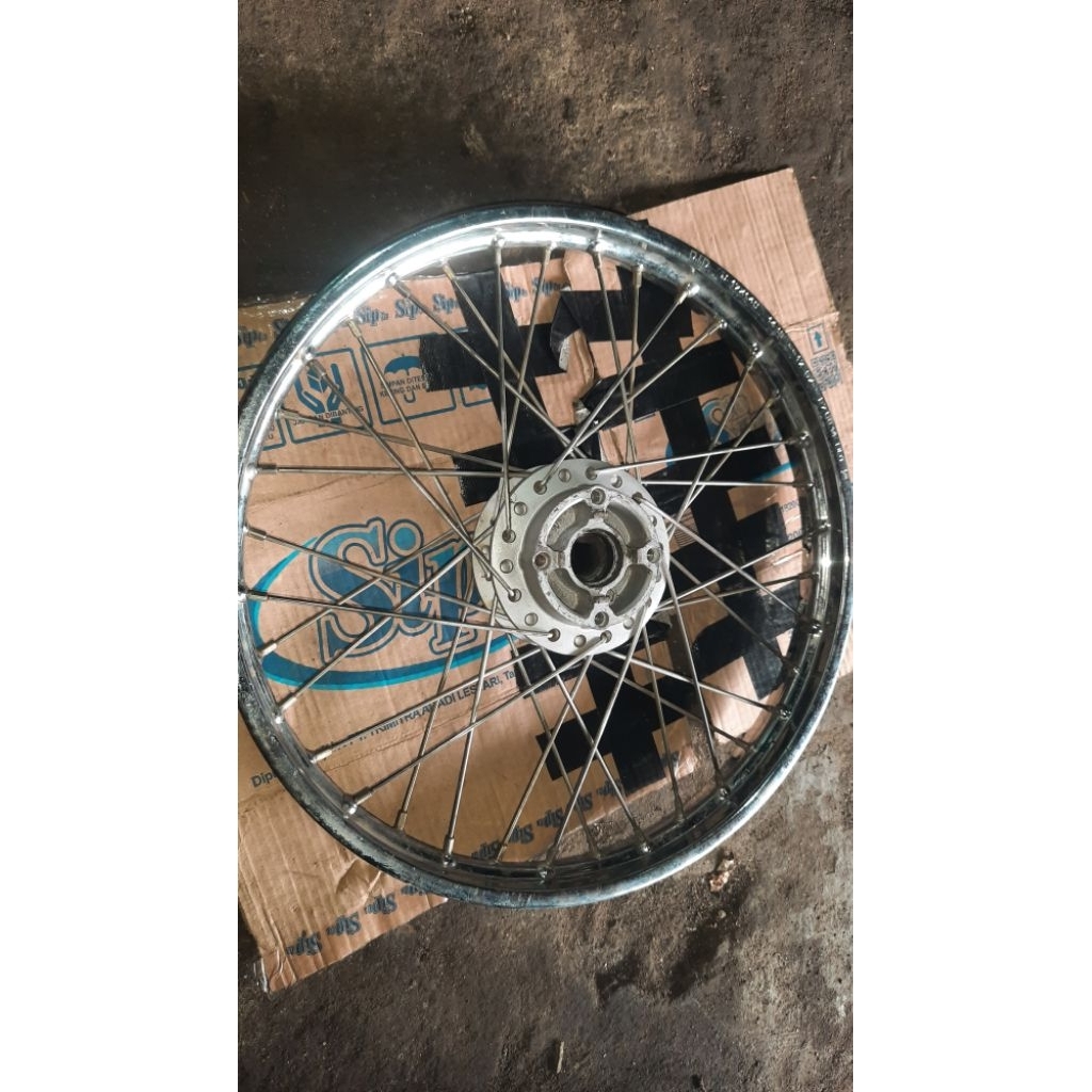 velg depan jari jari revo absolut/revo fit