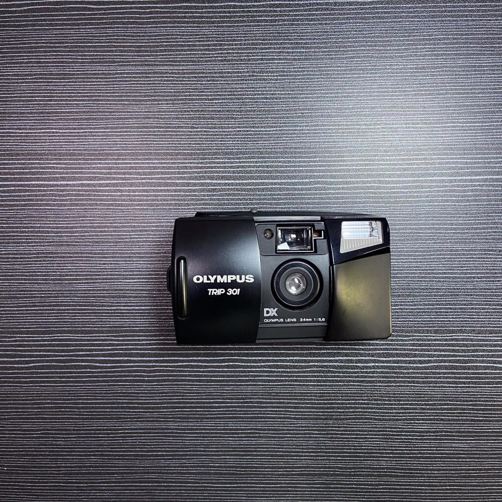Olympus Trip 301 ( Analog Film Camera )