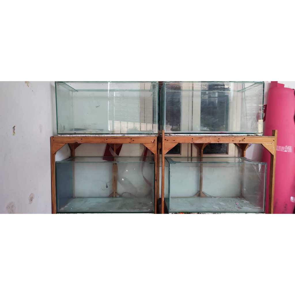 CUCI GUDANG HARGA TERMURAH (AQUARIUM BESAR KACA TEBAL) BORONGAN ISI 4 BESERTA MEJA