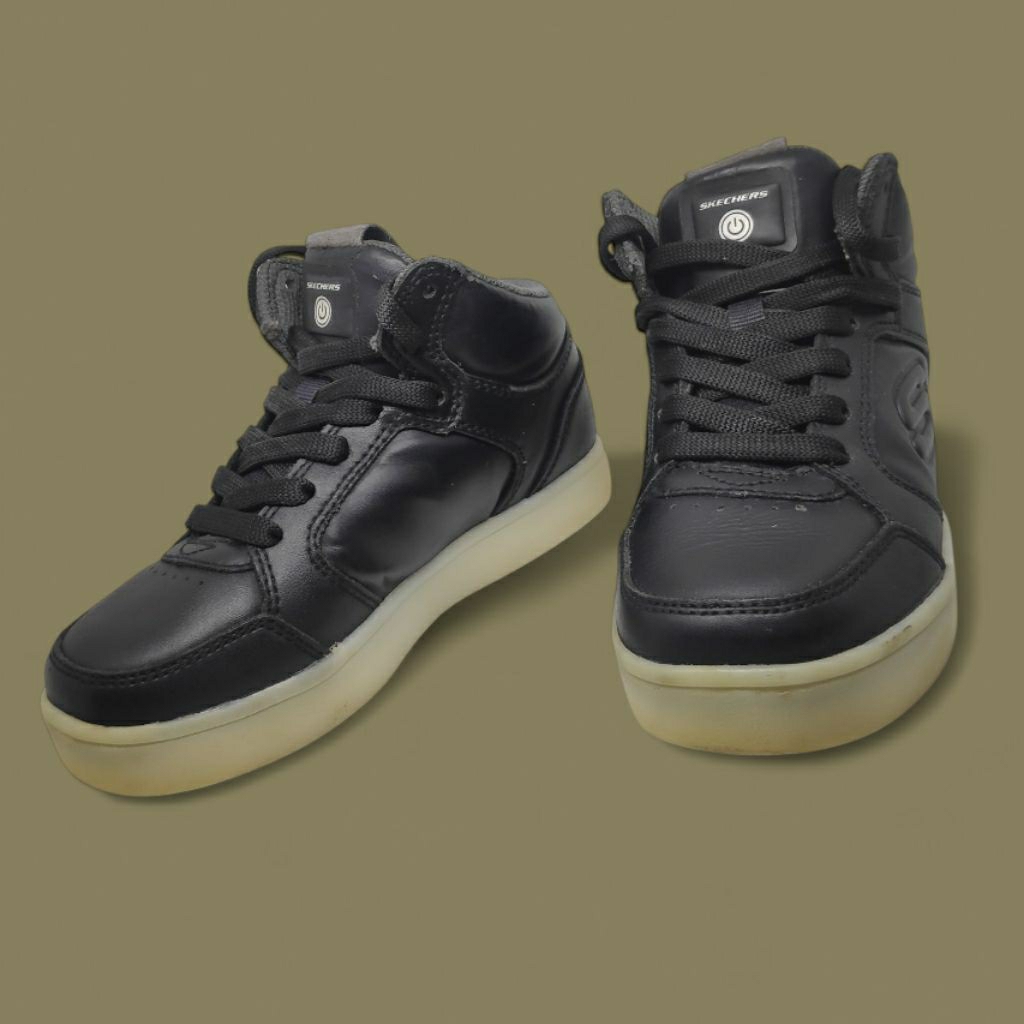 Sepatu Anak Skechers Energy Lights Hitam uk US 11,5 EUR 28 - Black Preloved