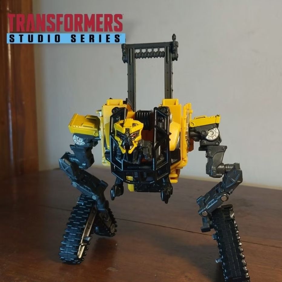 Transformers Studio Series Deluxe class Hightower Constructicon