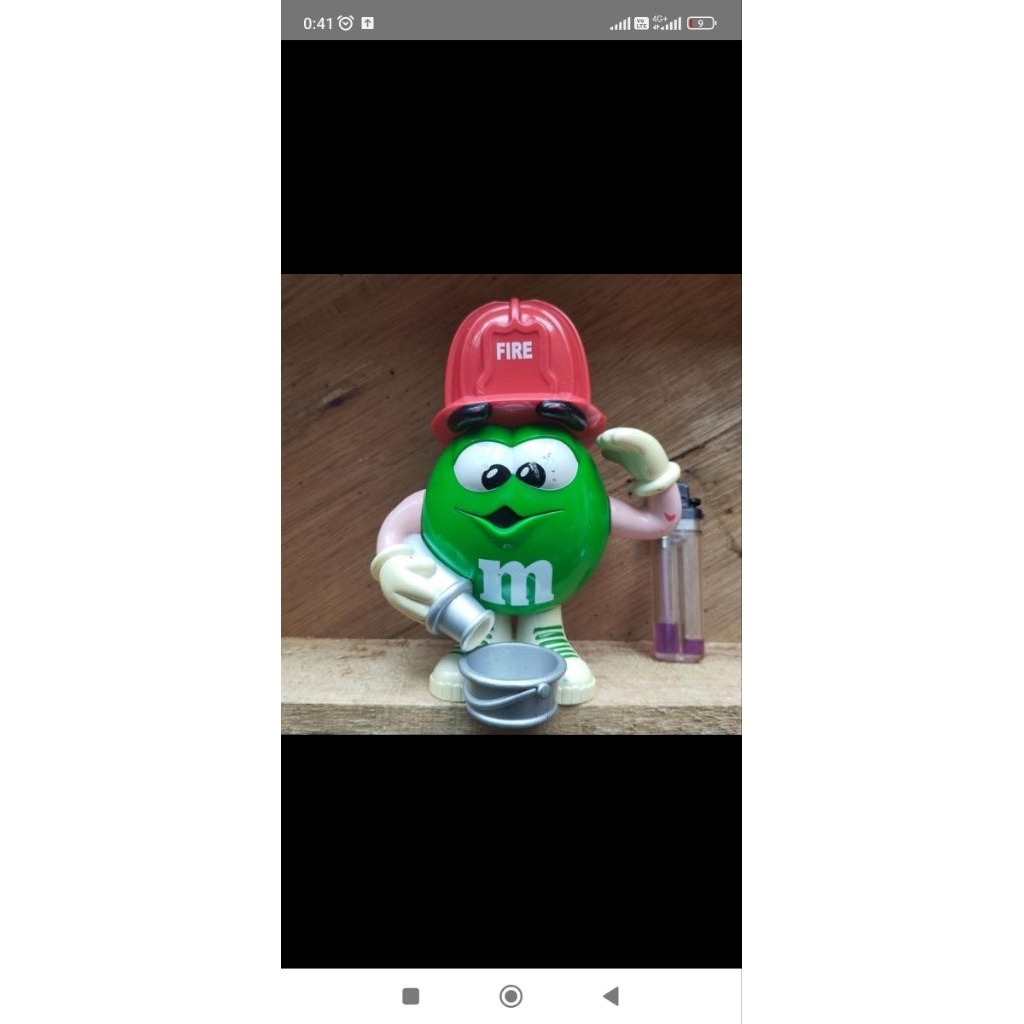 FIGURE MNM DISPENSER GREEN ORIGINAL