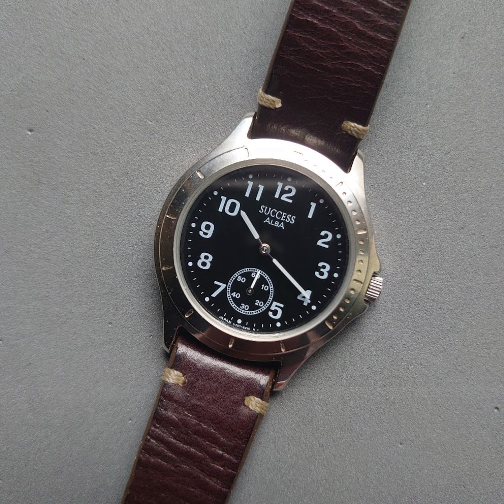 Jam Tangan ALBA SUCCESS SUBSECOND BLACK DIAL - Watches