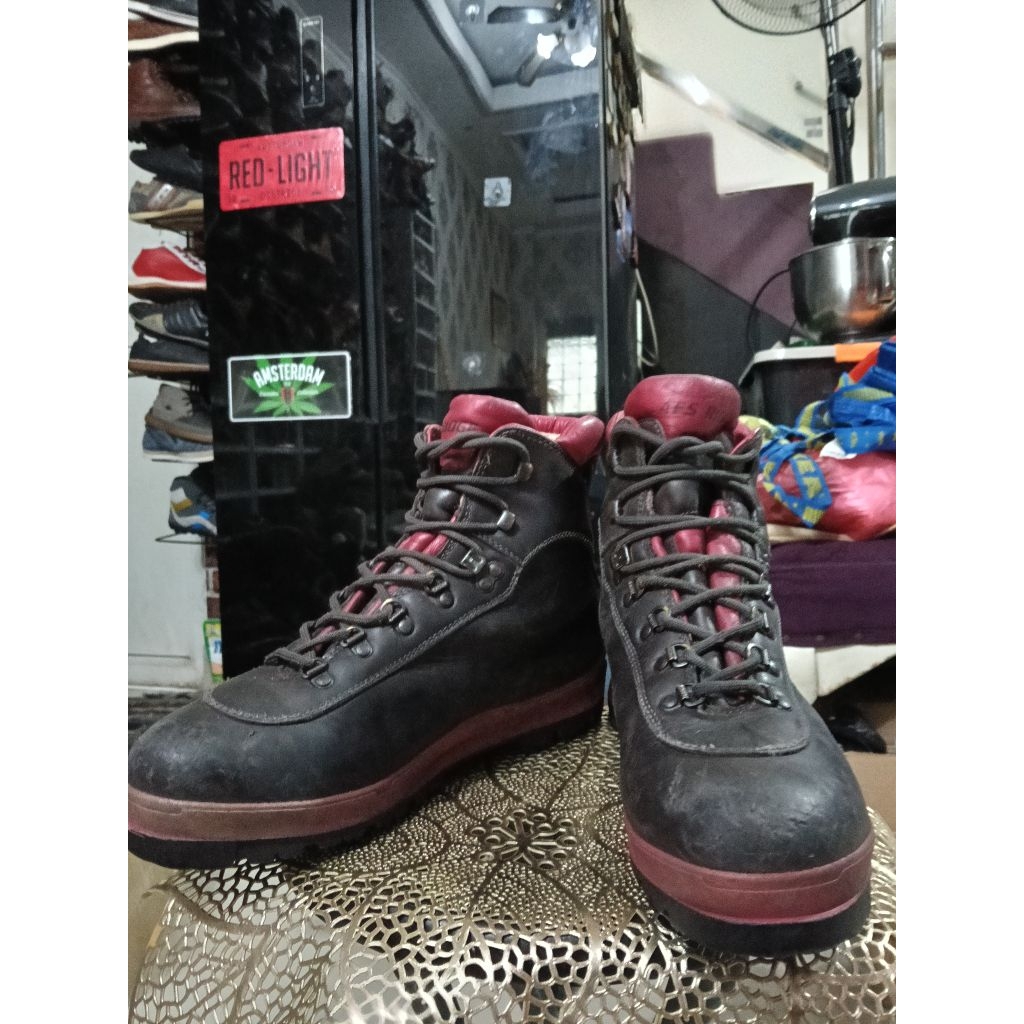 Asolo afs ridge boots black red tapak vibram