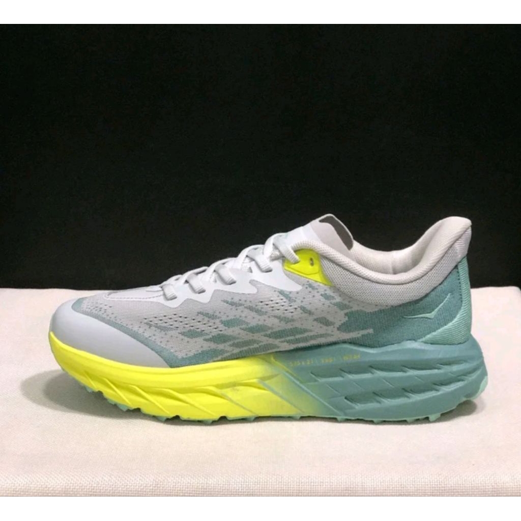 SEPATU HOKA SPEEDGOAT 5 " MERCURY TRELLIS "