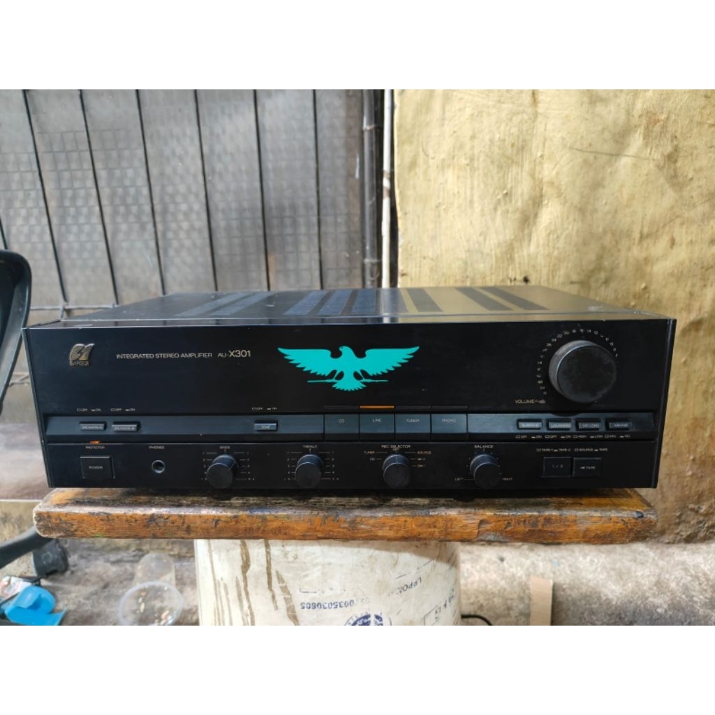amplifier integrated sansui AU X301
