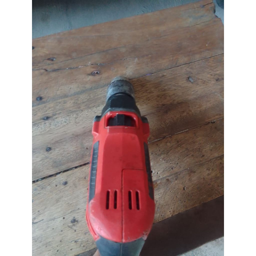 bor bekas merek maktec 13 mm kondisi masih normal semua siap pakai kerja bunyi halus