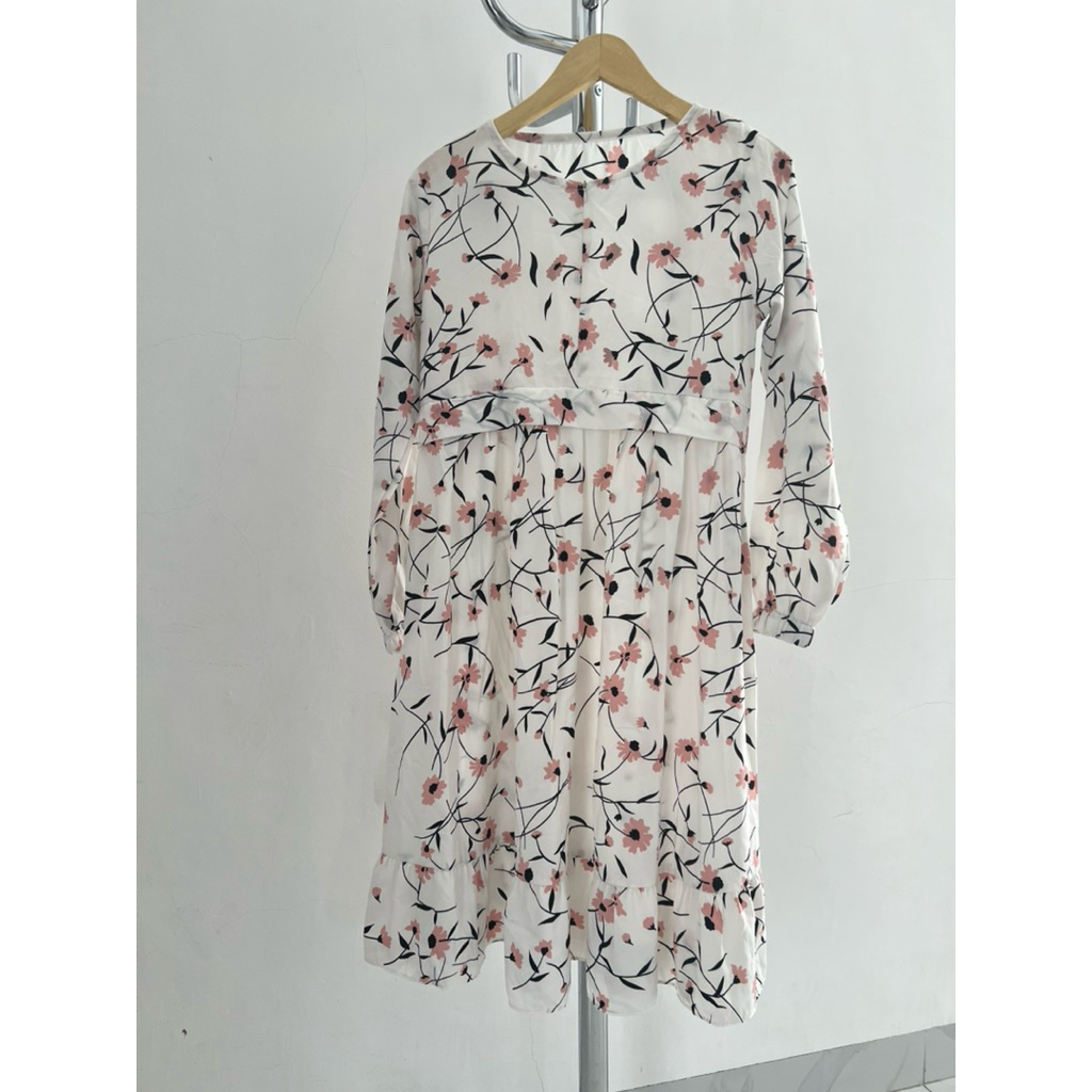 Dress Midi Lengan panjang Tunik Bunga Putih Pink