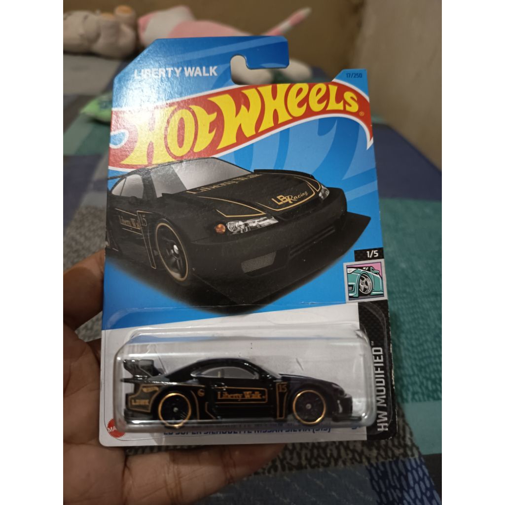 Hotwheels LBWK Nissan S15 Hitam