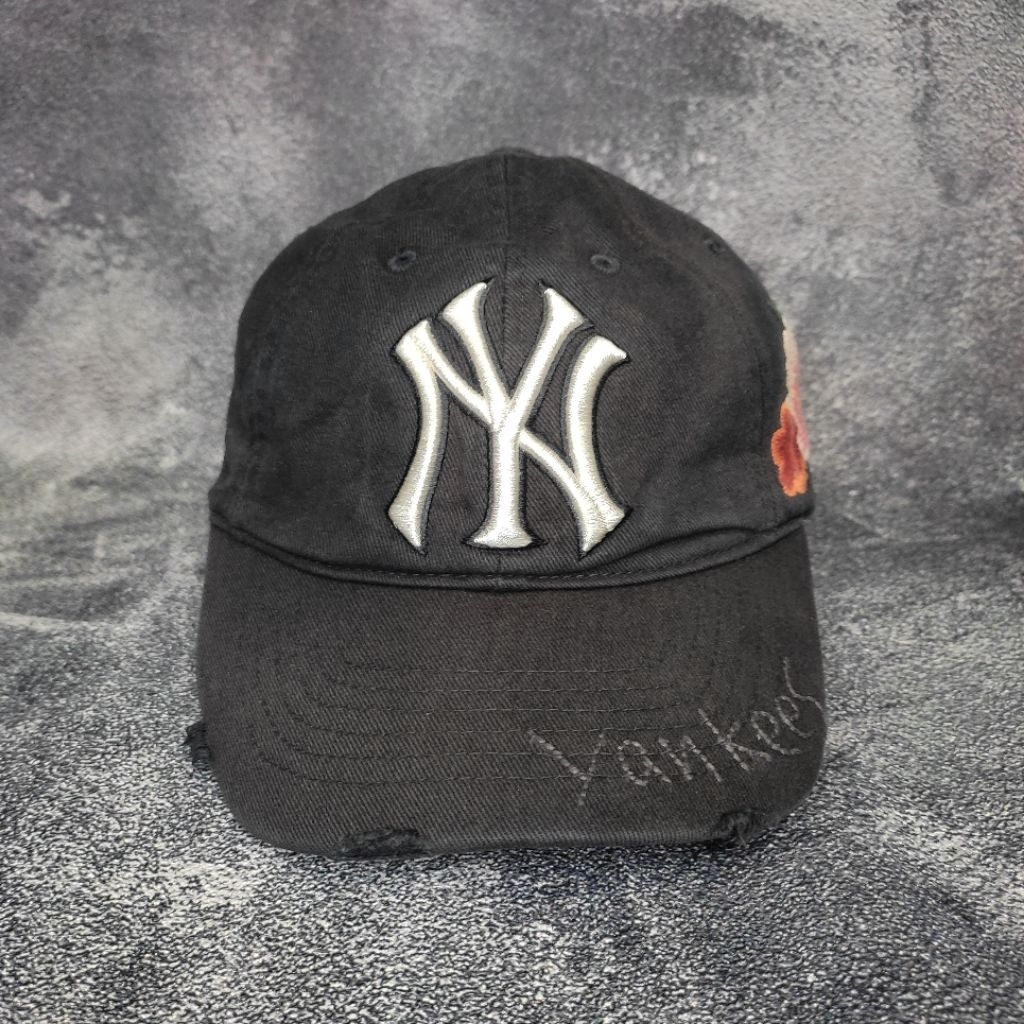 Digidegu Topi MLB Yankees - Big Logo Bordir - Motif Ripped