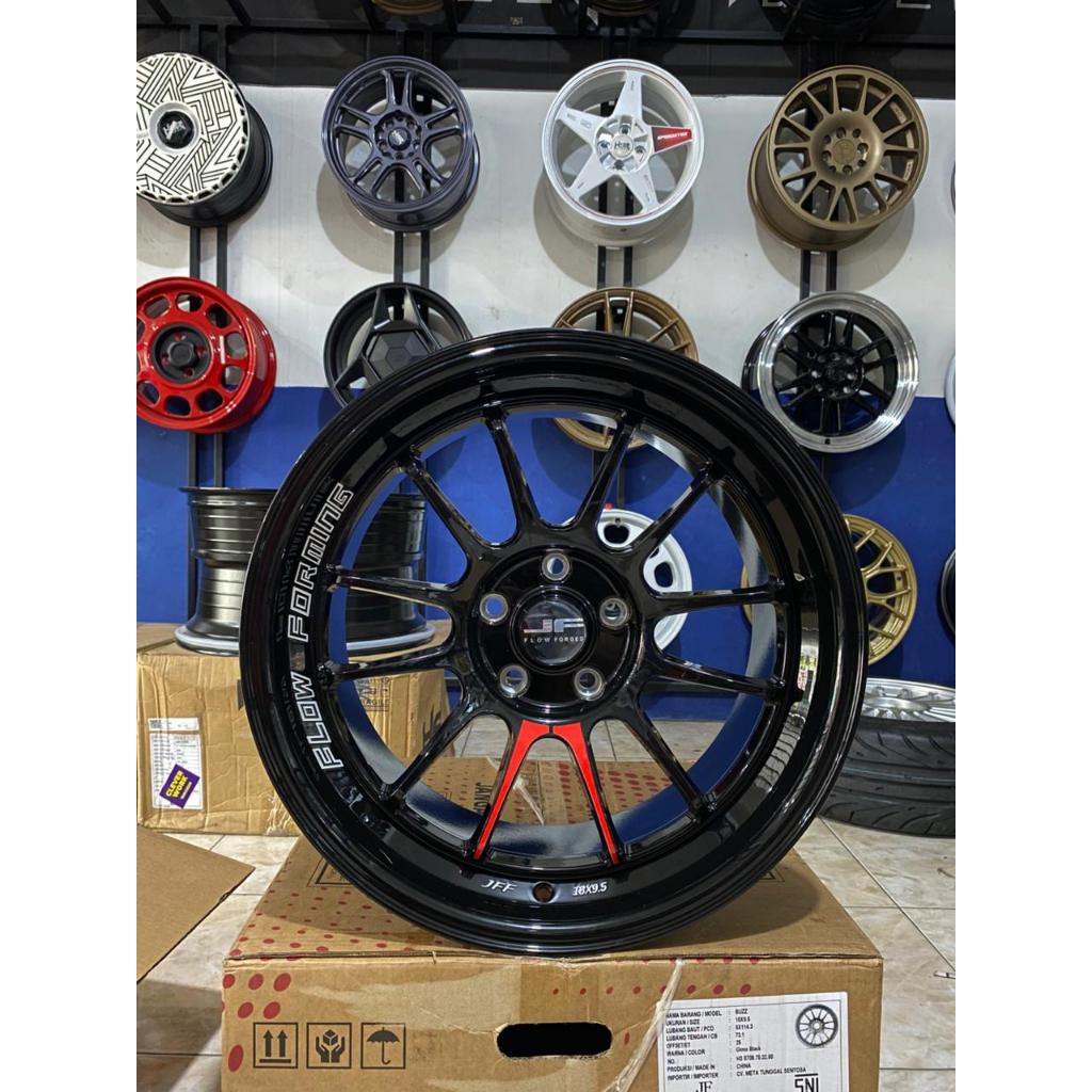 Velg Mobil Venom R18 Lebar 95 ET22 H5X114,3 Glossy Black Cocok Untuk Mobil Innova Reborn