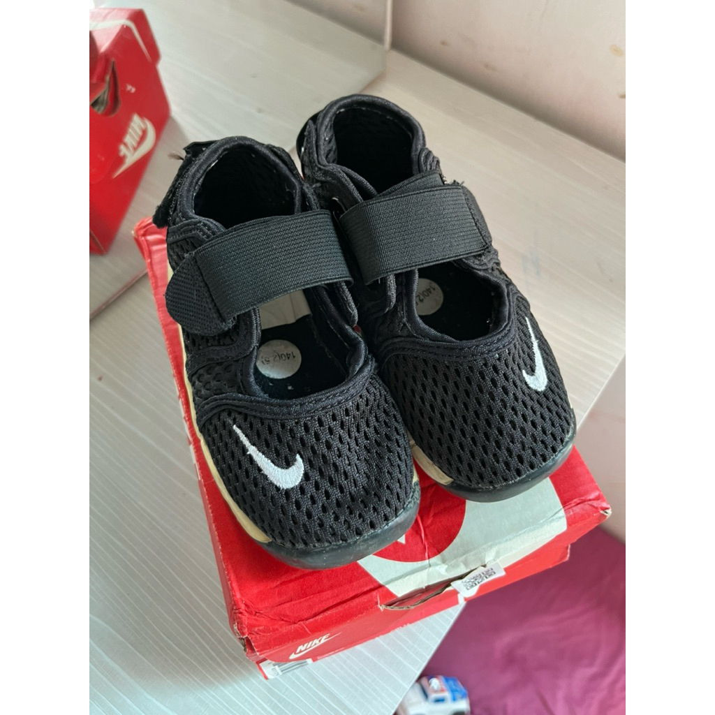 sandal/sepatu anak kids nike air littel rift