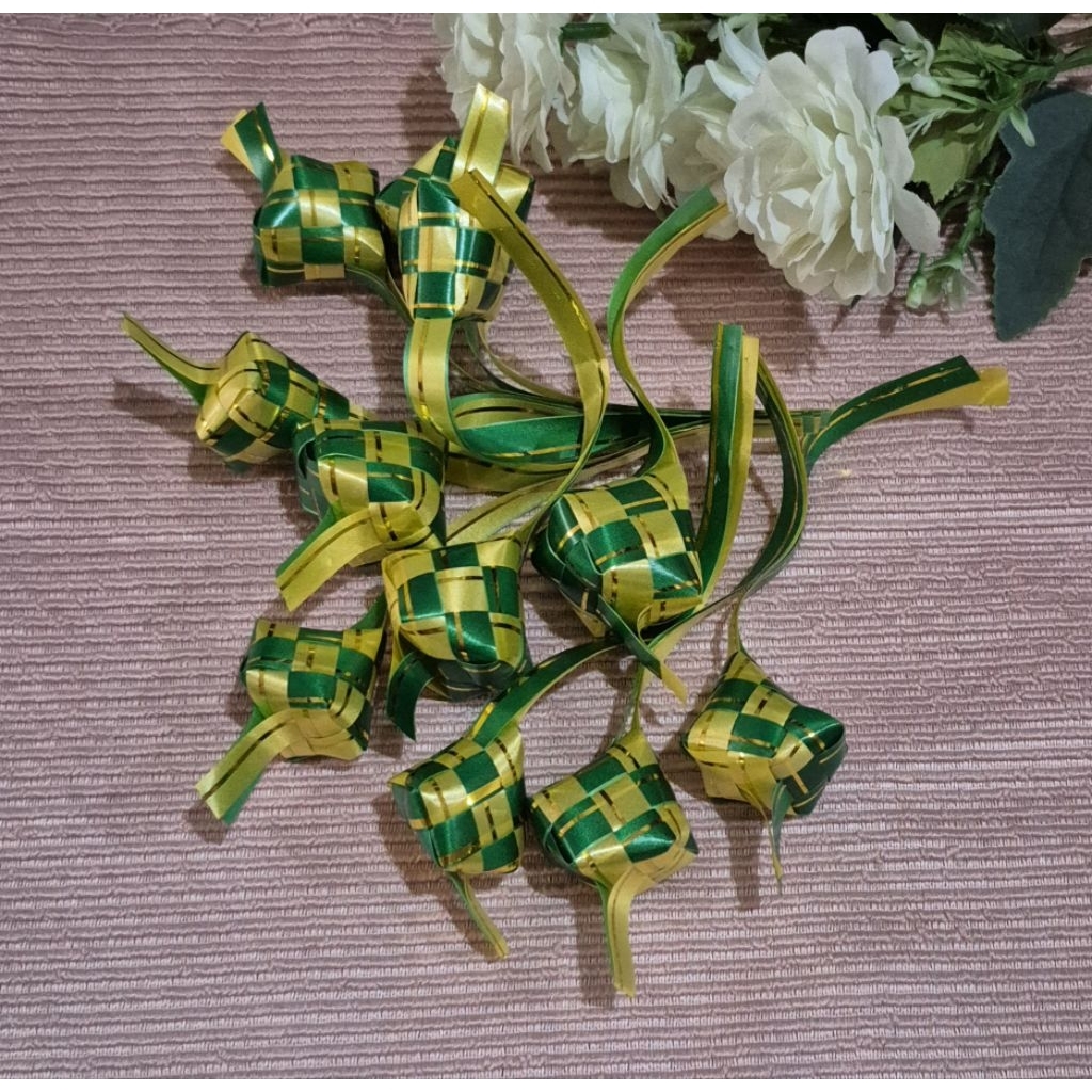 Hiasan ketupat mini pita jepang