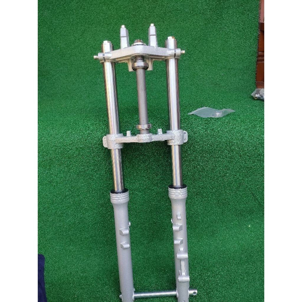 SHOCK DEPAN MODEL NINJA RR PNP MEGAPRO TIGER CB SHOCK DEPAN SHOCK DEPAN NINJA RR/R TINGGAL PASANG SE