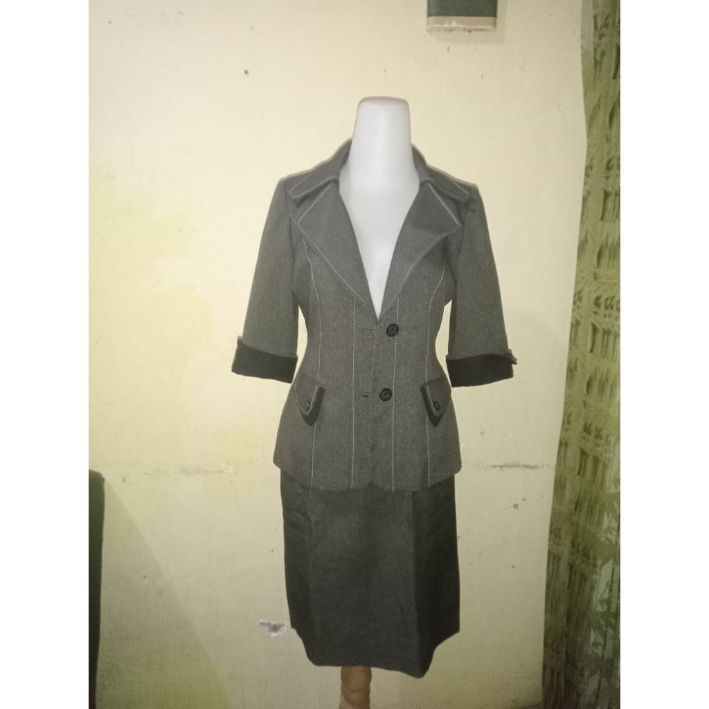 preloved setelan Blazer elegan