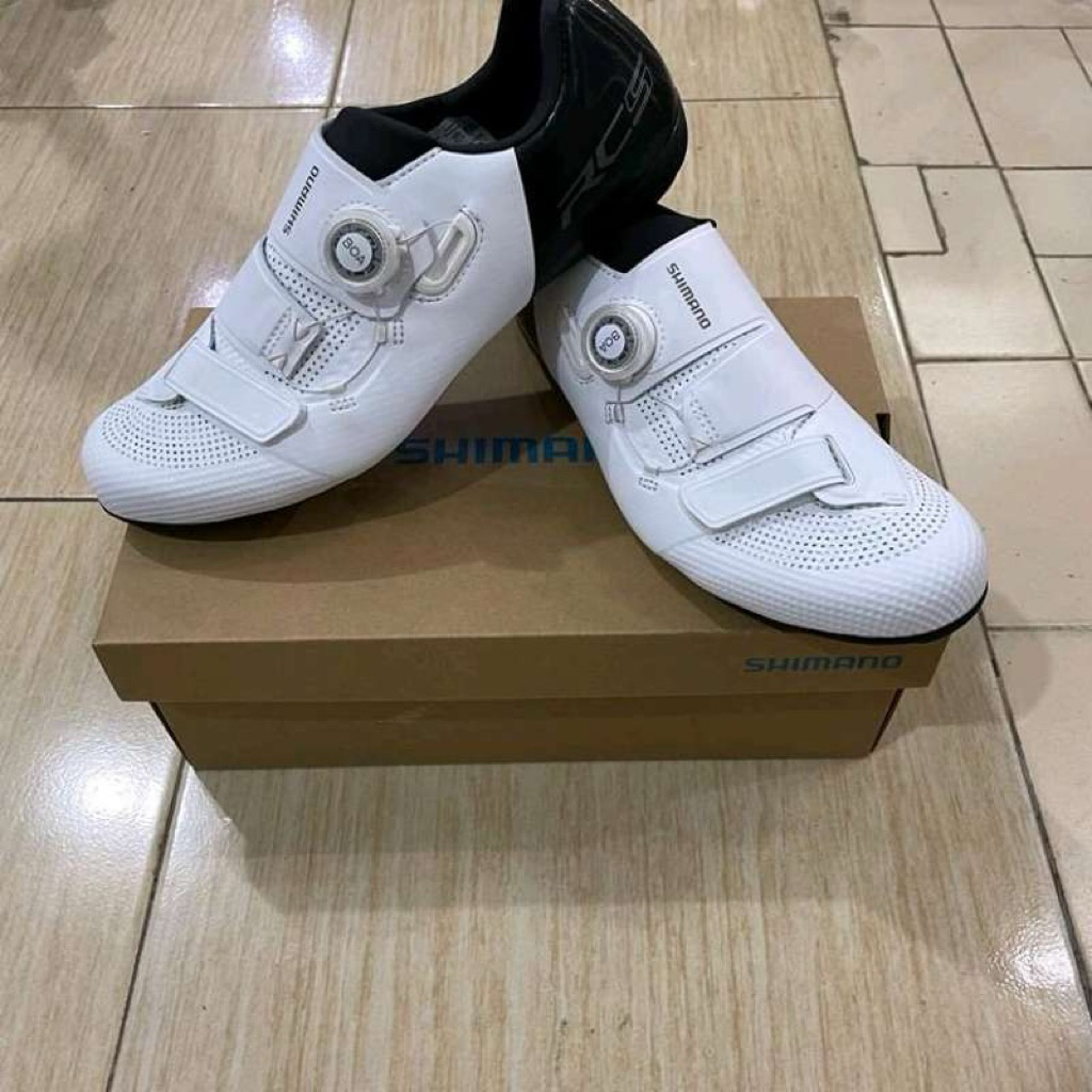 Sepatu cleat roadbike shimano rc5
