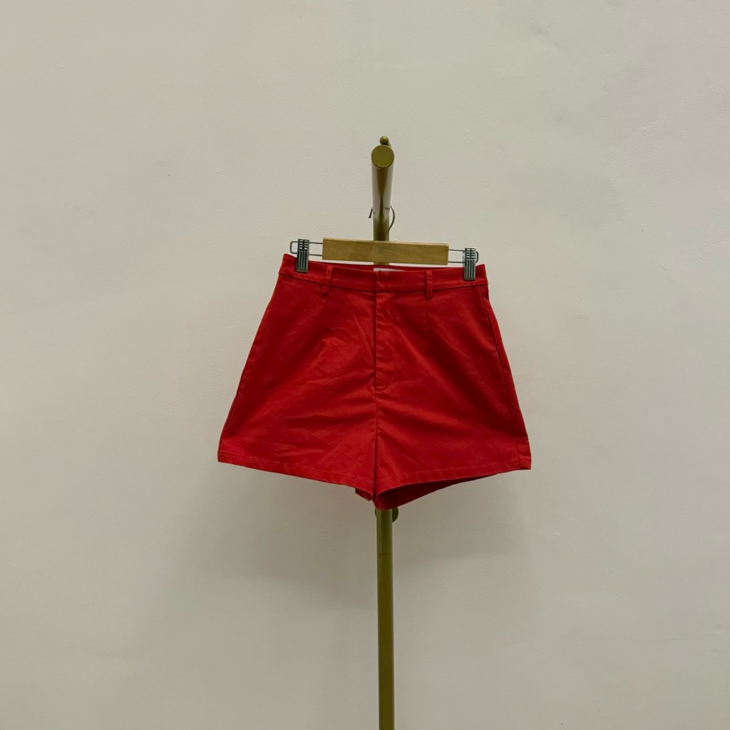 𝙋𝙍𝙀𝙇𝙊𝙑𝙀𝘿 Love Bonito LB Red Basic High Waist Tailored Short Pants Celana Pendek Fashion Wanita