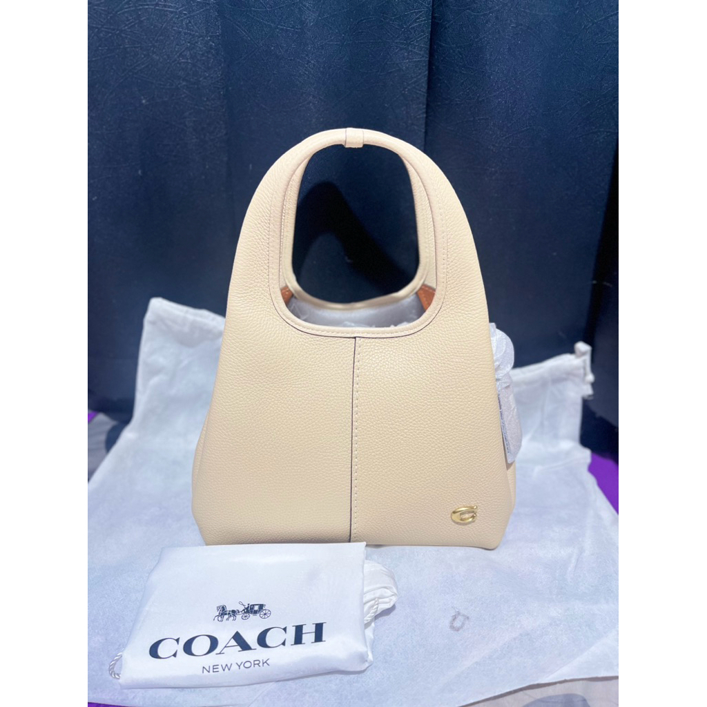 Coach lana ivory 23 neww authentic 100% (SOLD)
