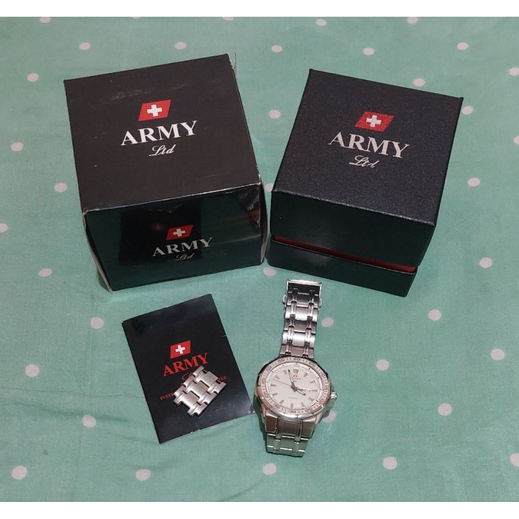 Jam Tangan Pria Brand " ARMY Ltd " 2nd ( Second ) kondisi VGC Lengkap Dus & Buku petunjuk