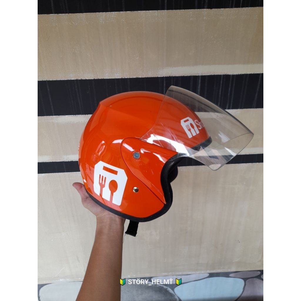 Helm Shoope Food Original