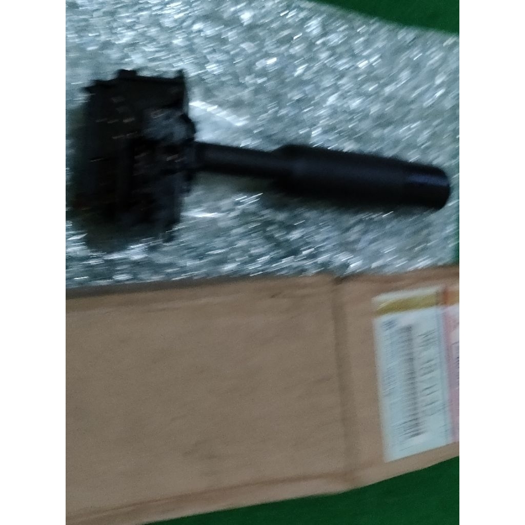 saklat / switch kiri wiper rem angin brake canter