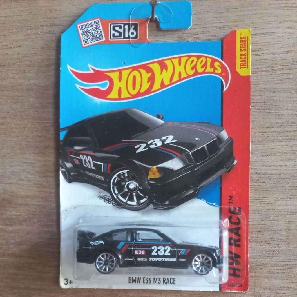 hotwheels BMW E36 M3 Race hitam