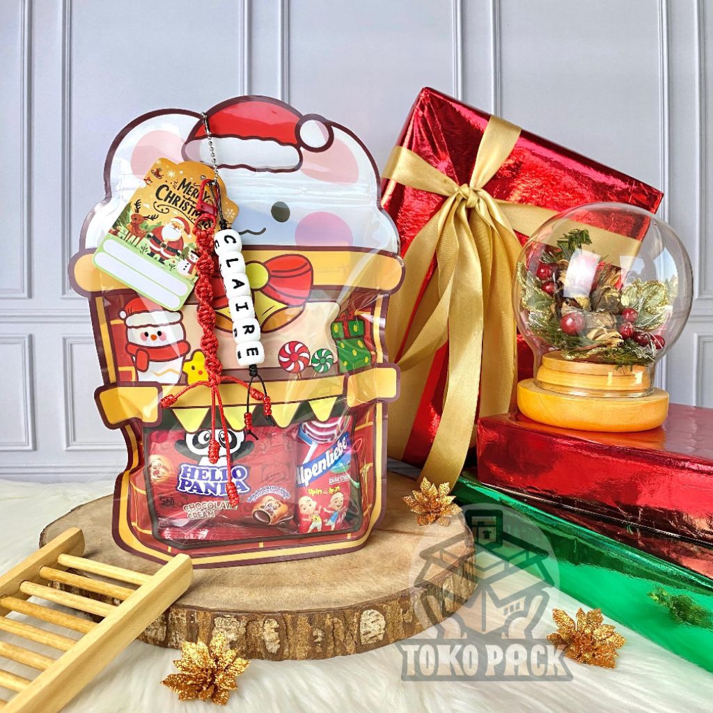 (READY) GIFT SNACK NATAL / HAMPERS / KADO NATAL ( INCLUDE SNACK DAN GANTUNGAN)