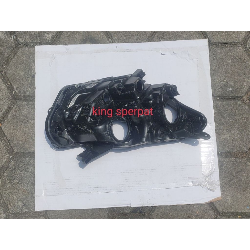 batok lampu depan Agya Alya 2016 smape 2021