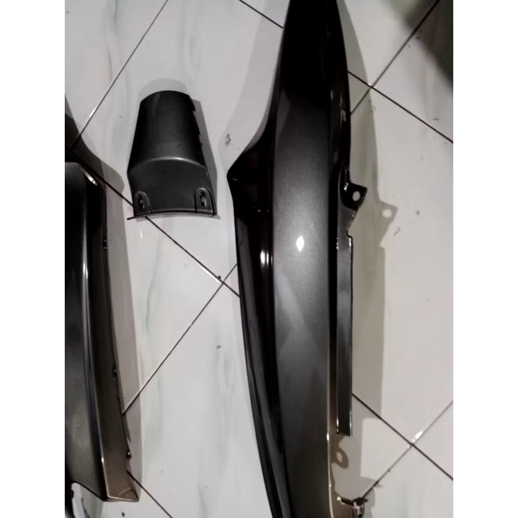 termurah body samping mio sporty mio lama warna abu-abu