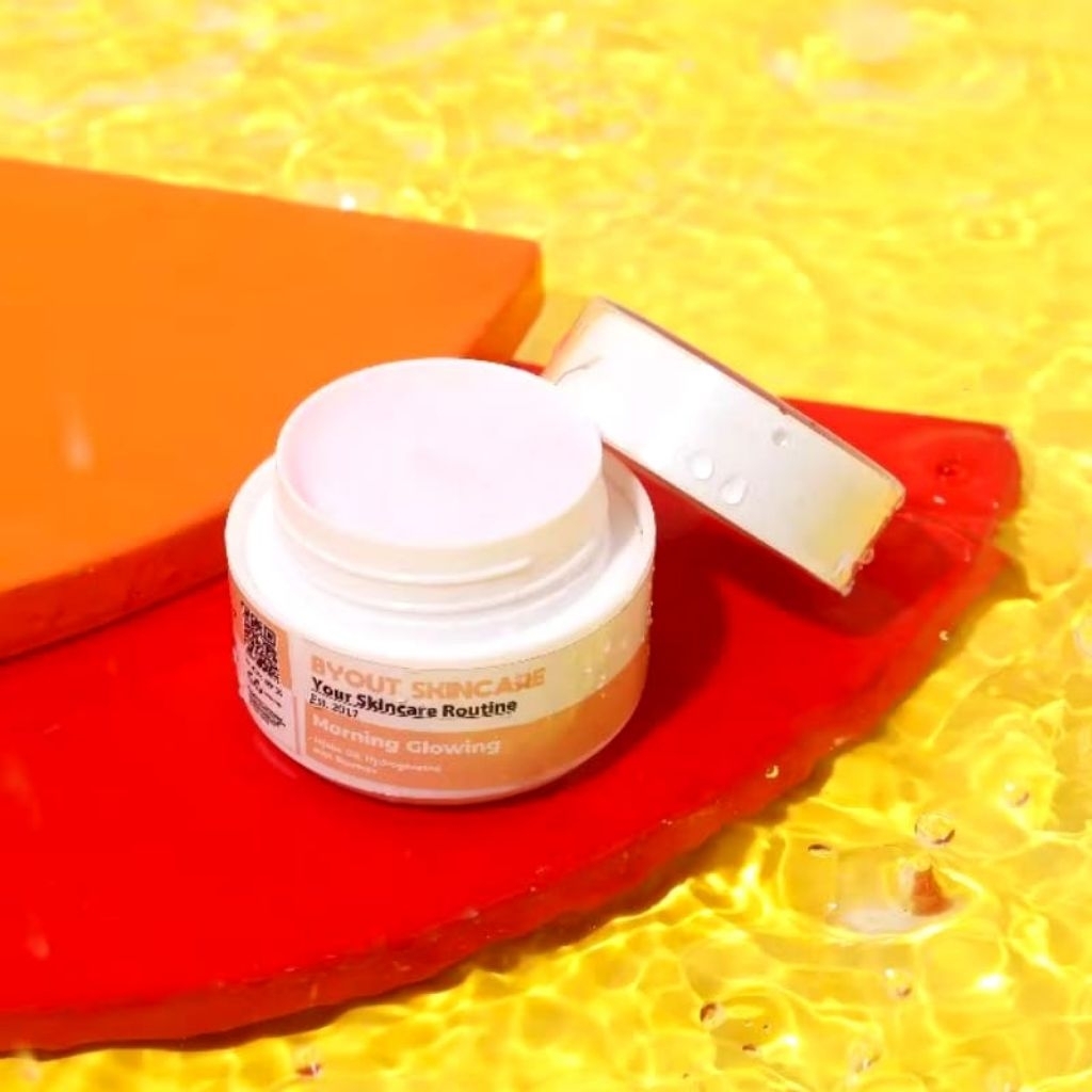 MORING GLOWING BYOUT SKINCARE BY NISA BPOM cream pagi SPF 30 mencerahkan dan membuat glowing untuk s