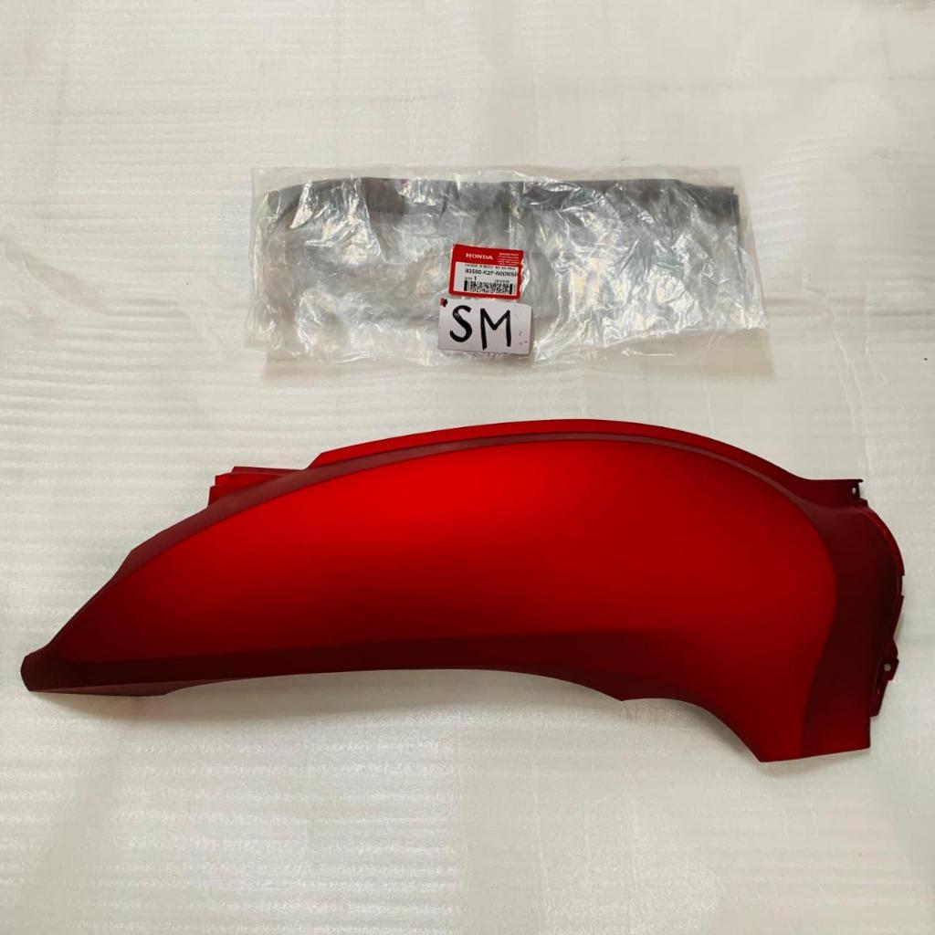 Cover body belakang kanan Scoopy esp 2020-2024 83500-K2F-N00MSR warna merah doff asli original Honda