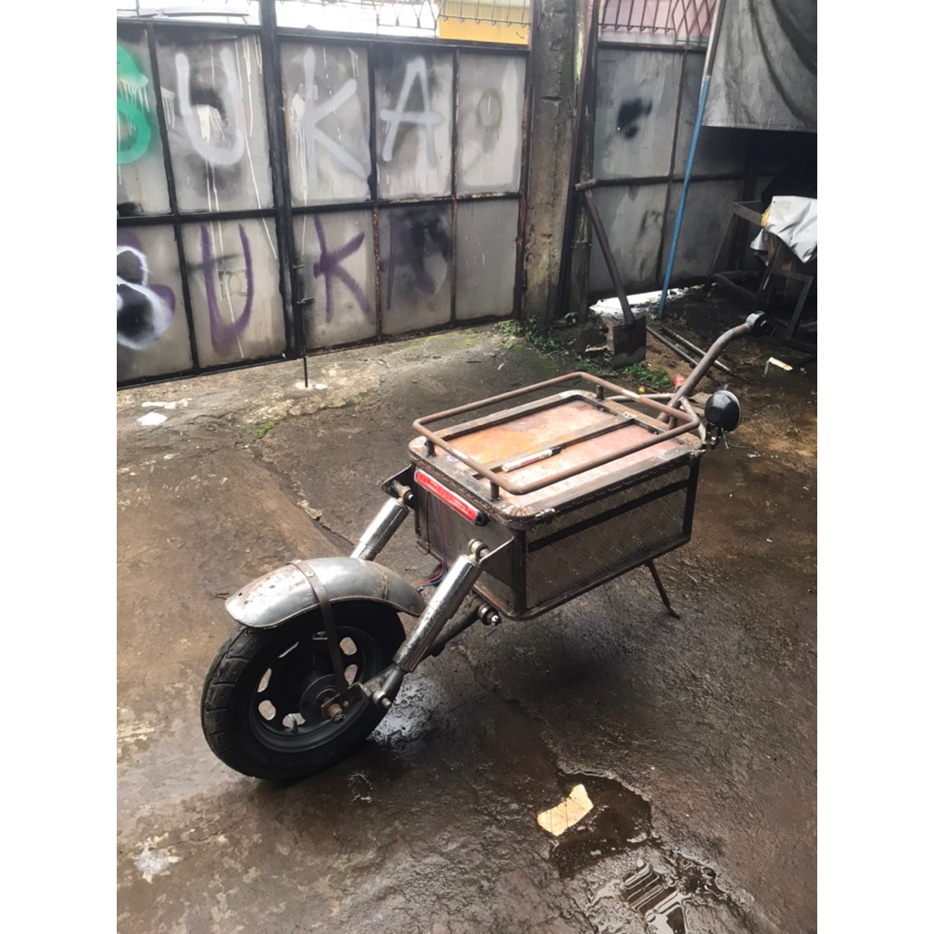Anhang motor / Trolly motor / motorcycle trailer .. (menerima jasa sespan/sidecar custom sukasuka)