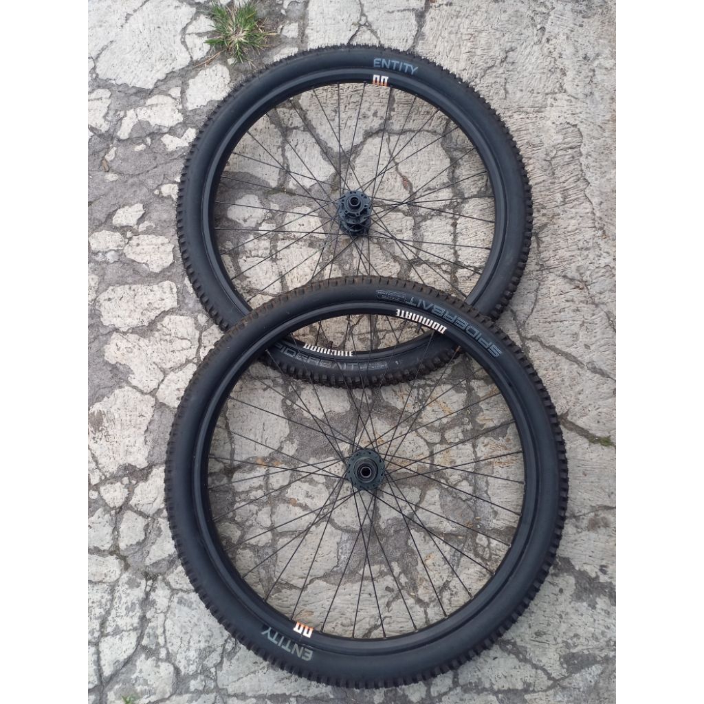 Wheelset 27.5 TA Boost
