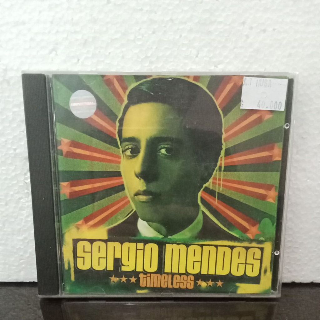 CD Compact Disc Sergio Mendes - Timeless