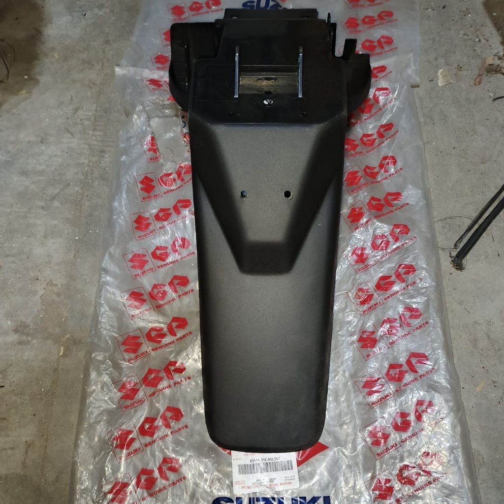 SLEBOR SPAKBOR BELAKANG SUZUKI TORNADO GS GX ORIGINAL SGP