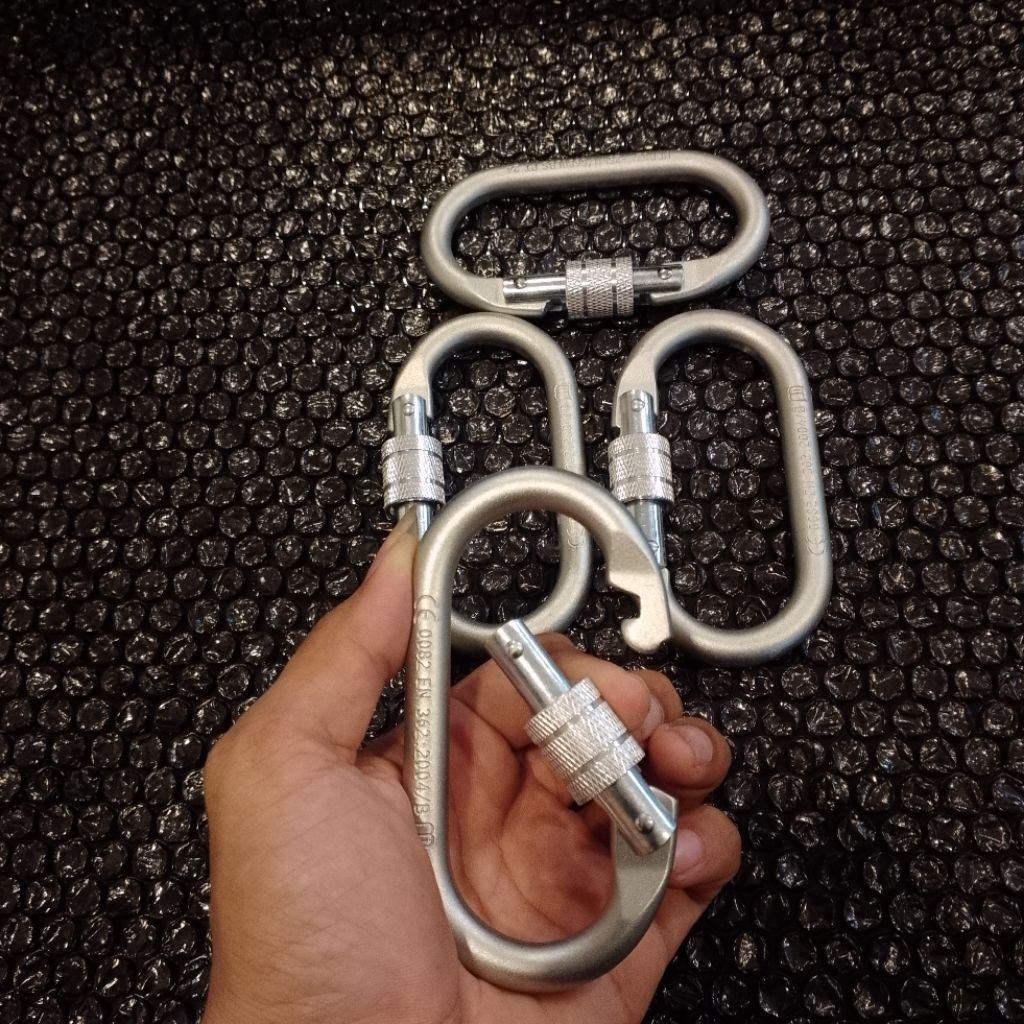Carabiner Panjat Tebing Stainless 25KN Screw Lock