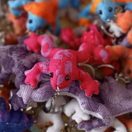 Gantungan Kunci Keychain Boneka Batik Cicak Kodok Lumba Tokek SAE