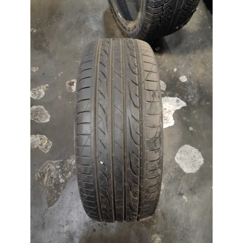 Ban Dunlop LM704 225/55/R17