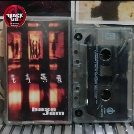 kaset pita BASE JAM / TIGA