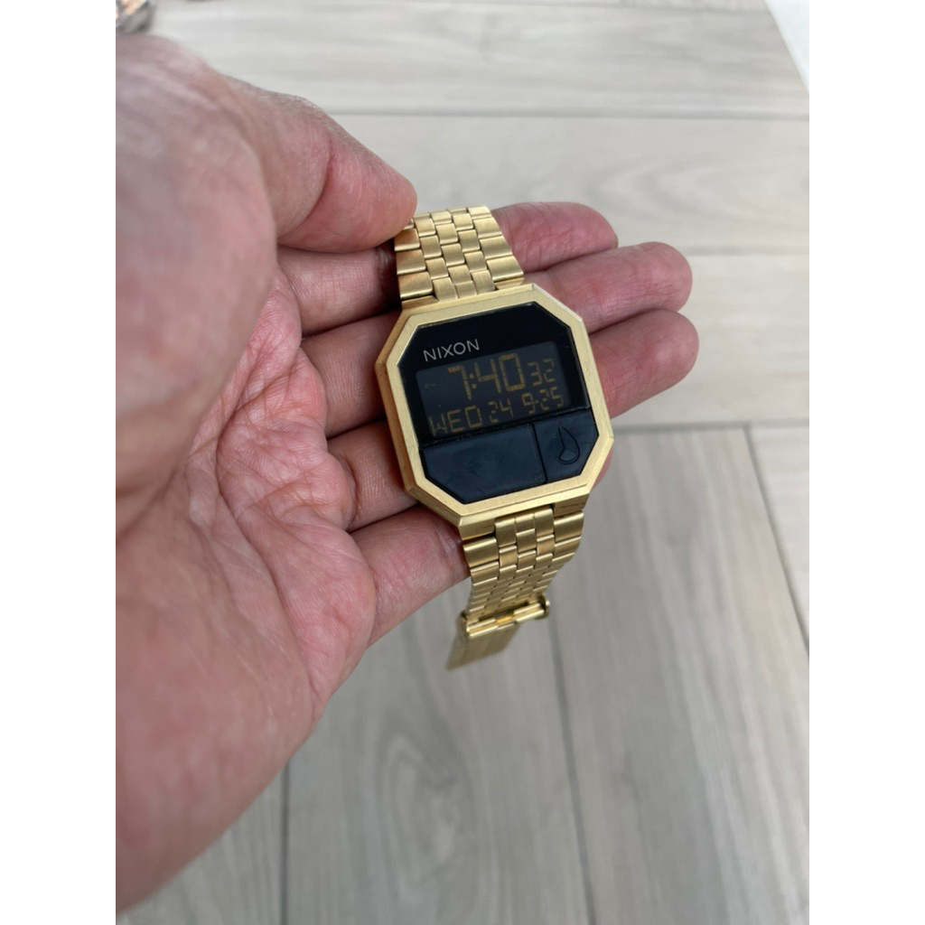 Nixon Re Run all gold