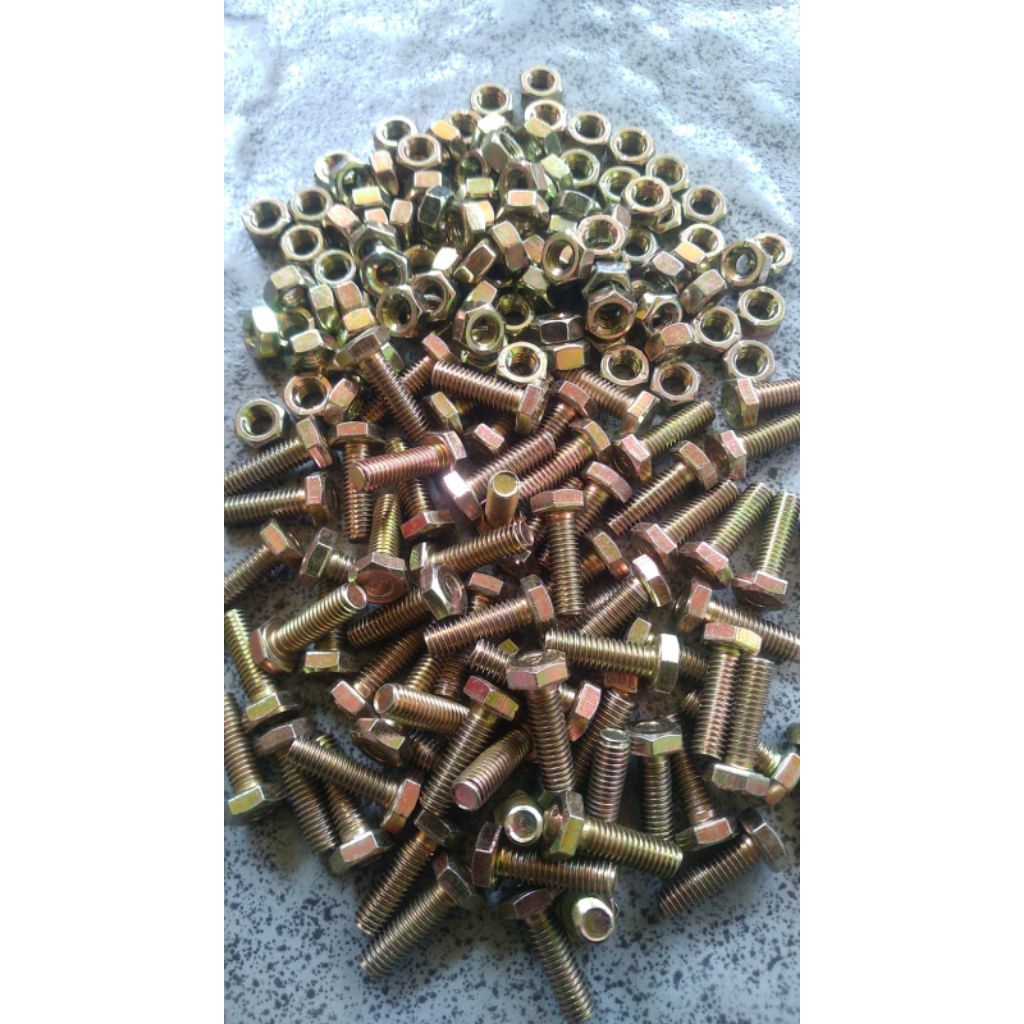 Baut +mur 10 buat dudukan plat nomor  M6 x 20 (100 PC)