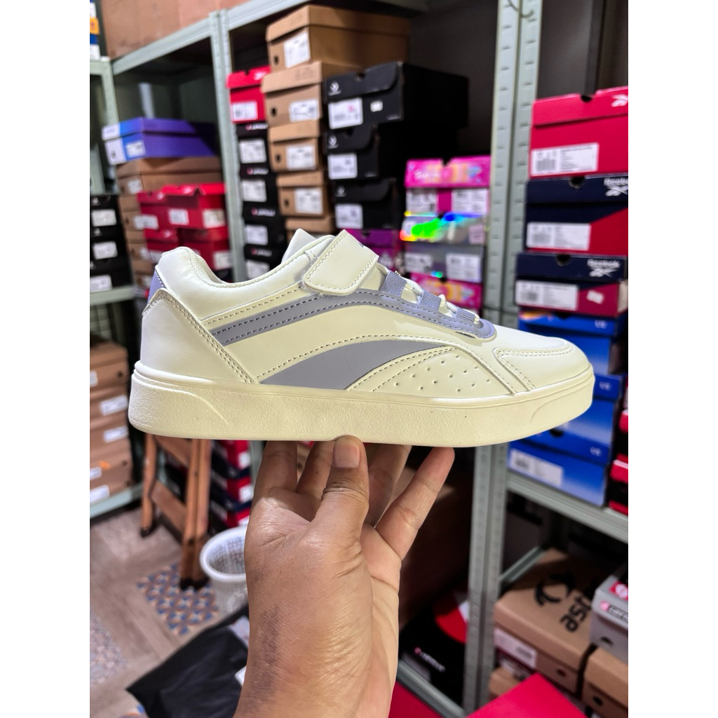 Sepatu airwalk COLBY JR white purple