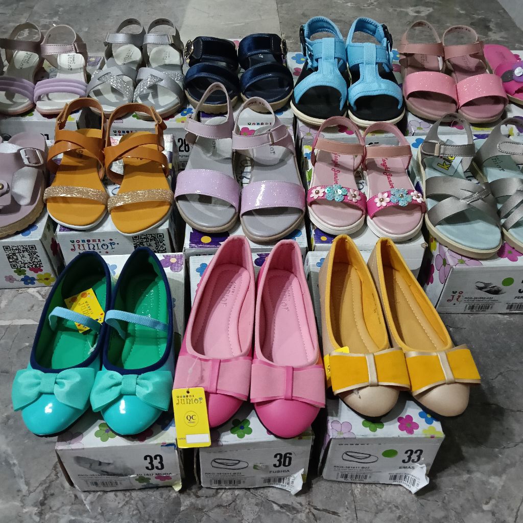 Sandal/sepatu anak merk yongky junior ori mall ramayana