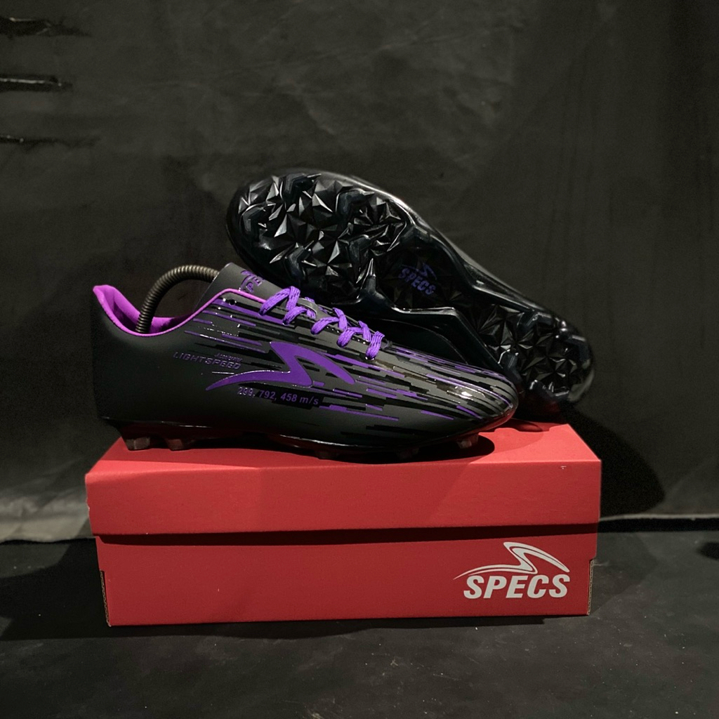Sepatu bola Specs Lightspeed Reborn hitam ungu